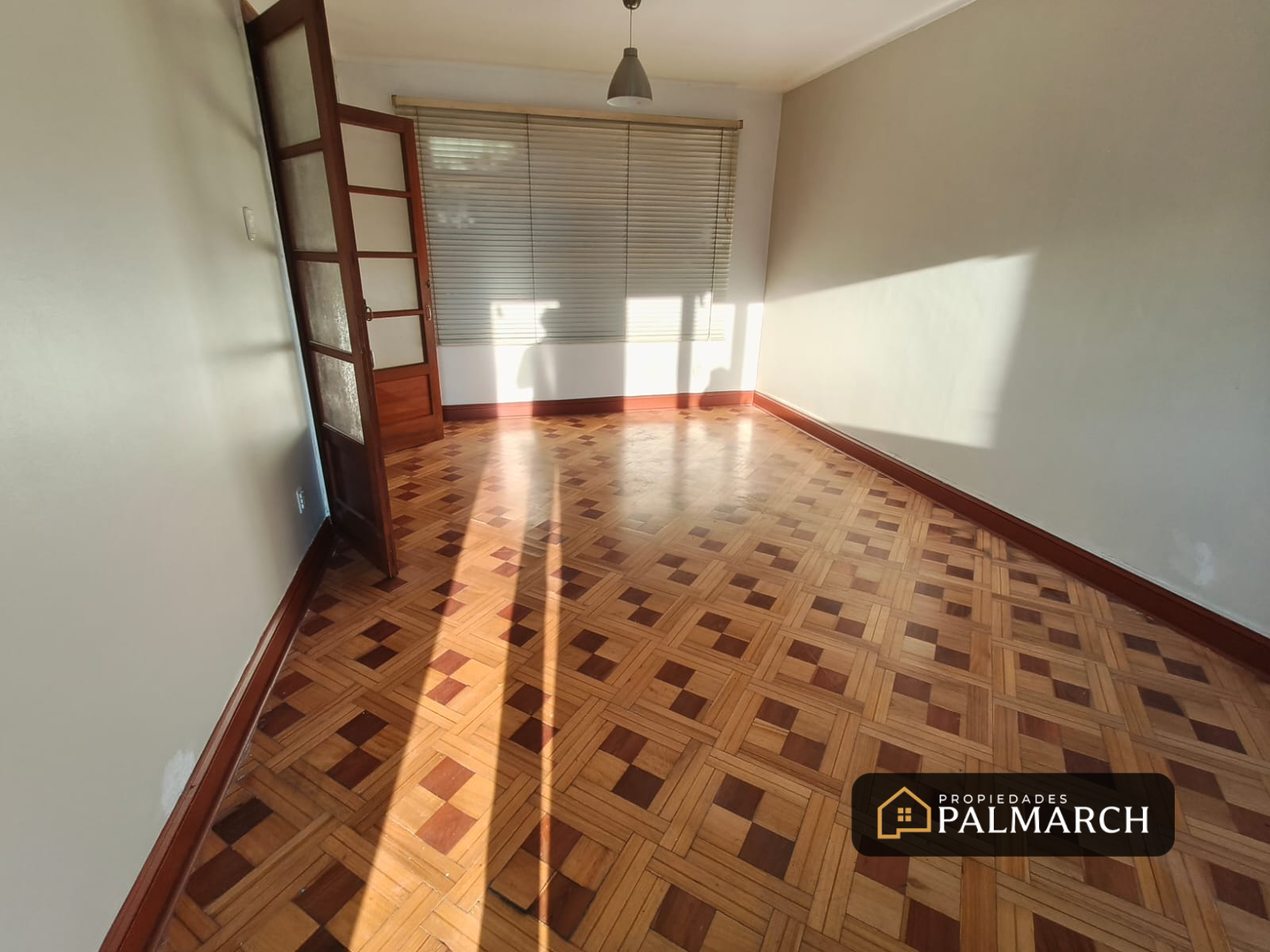 OFICINA / PROPIEDAD PARA USO PROFESIONAL EN EXCELENTE UBICACIÓN – CHILLÁN - Imagen 12