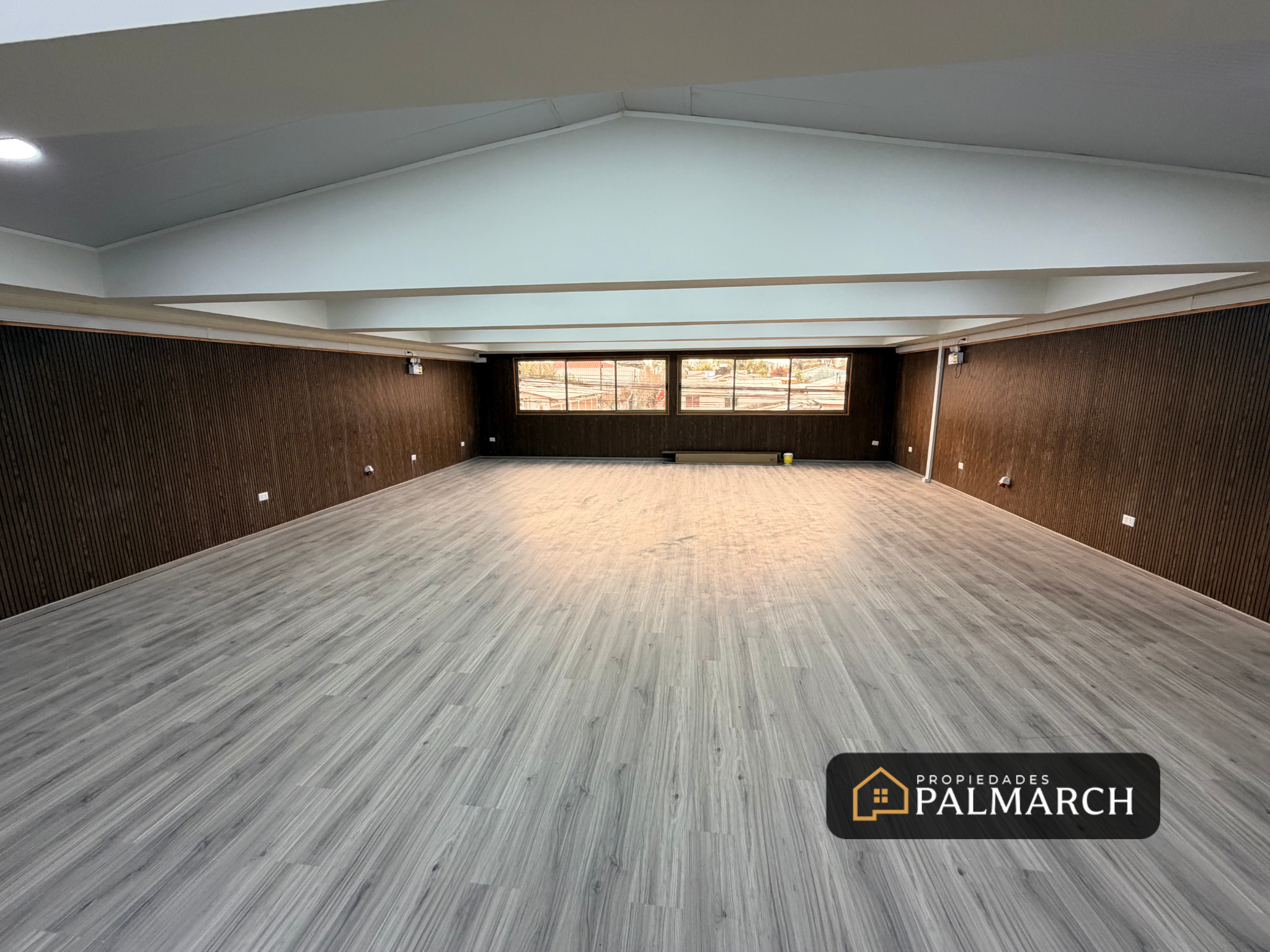 LOCAL COMERCIAL EN ARRIENDO – EXCELENTE UBICACIÓN EN CHILLÁN - Imagen 11